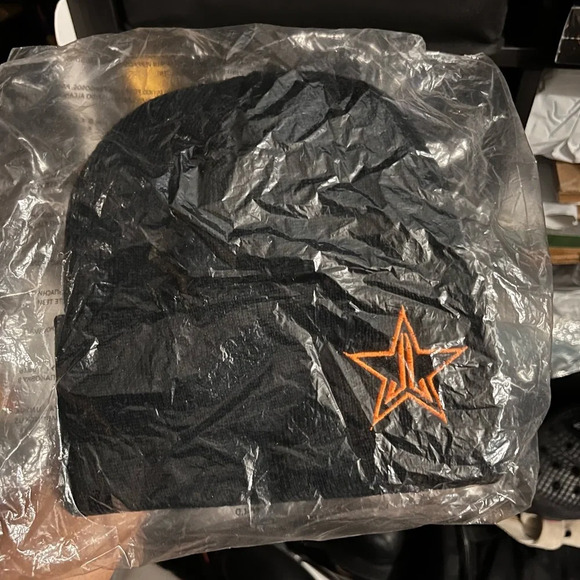 Jeffree Star Other - Jeffrey Star Beanie